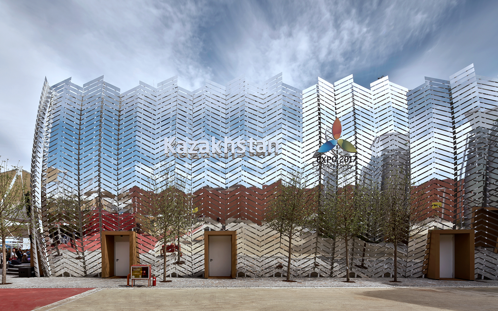 Kazakhstan Pavilion Expo 2015 Milan 02