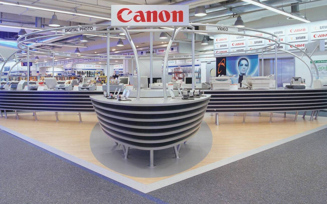 Canon Shop-in-Shop Saturn Hamburg 02