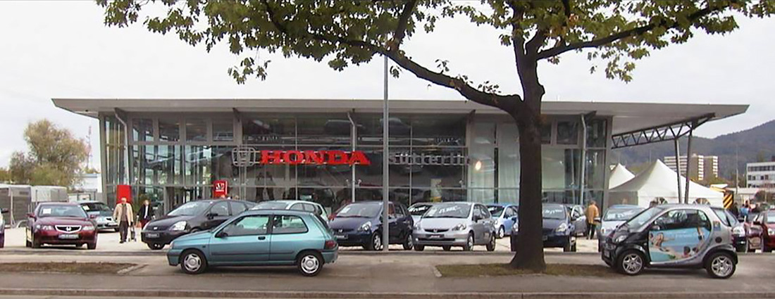 Honda car dealership Sütterlin Freiburg 2003 02